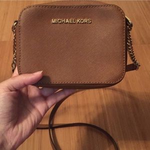 Michael Kors Jet Set Crossbody